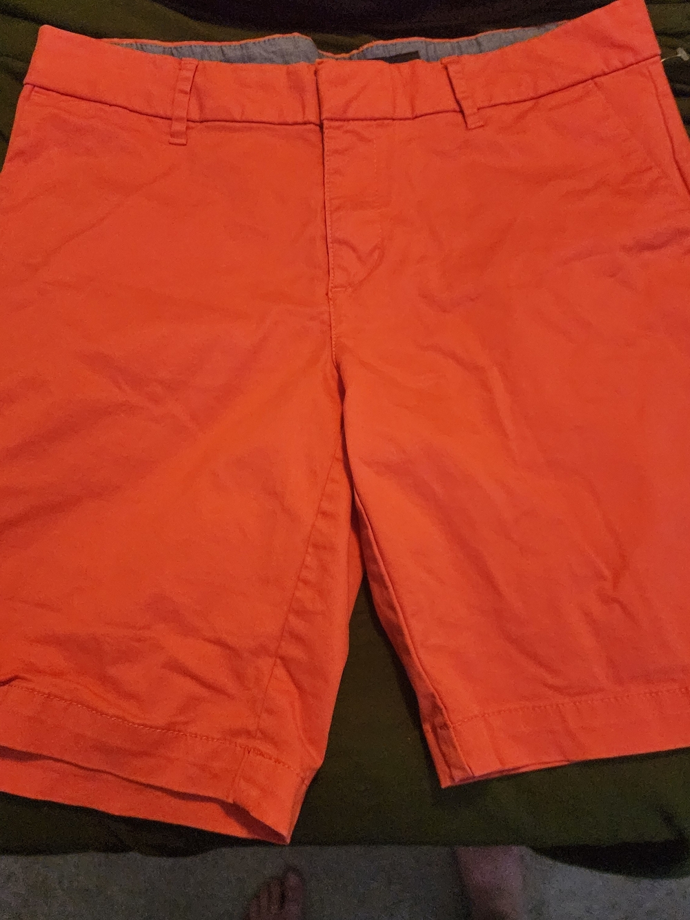 Tommy Hilfiger Women's Red Chino Shorts Size 6 Classic Casual Preppy Summer